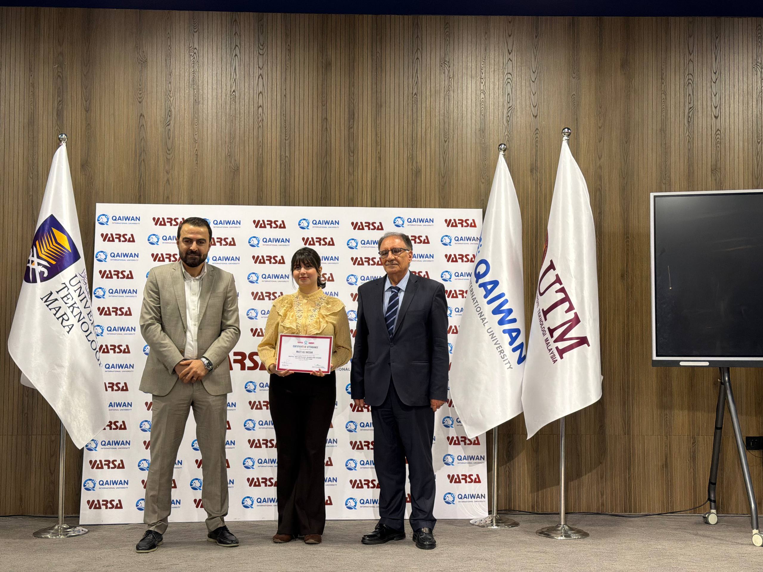 QIU Dentistry Students Receive Certificates of Participation in Dental Implantology Course